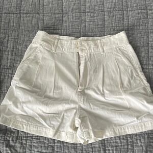 Madewell White Bermuda Shorts Classic Pleated Style